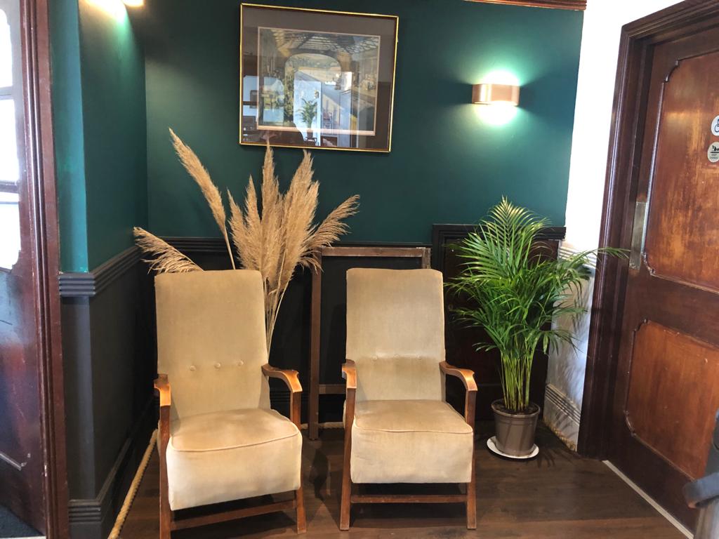 art deco penzance pub